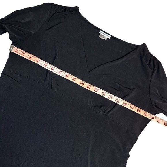 Andre Oliver Black Wrap effect top - Picture 6 of 11